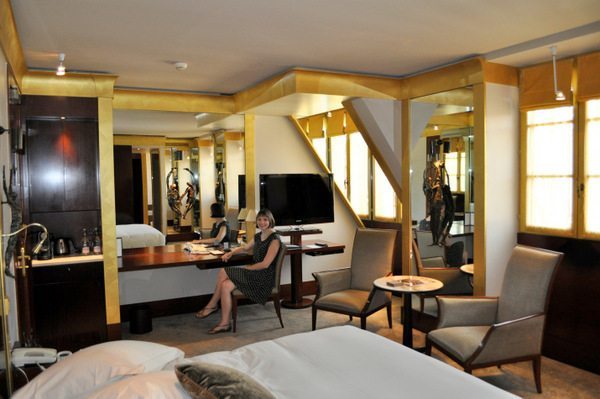 Park Hyatt Paris – Park Deluxe Room Park Hyatt Paris – Park Deluxe Room