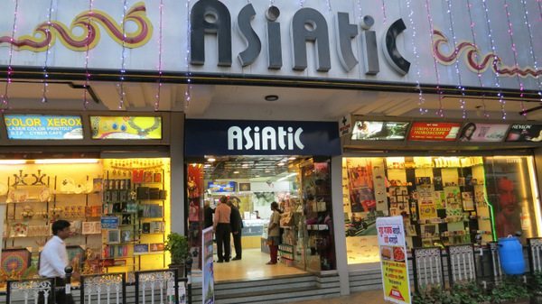 Shopping in Bombay