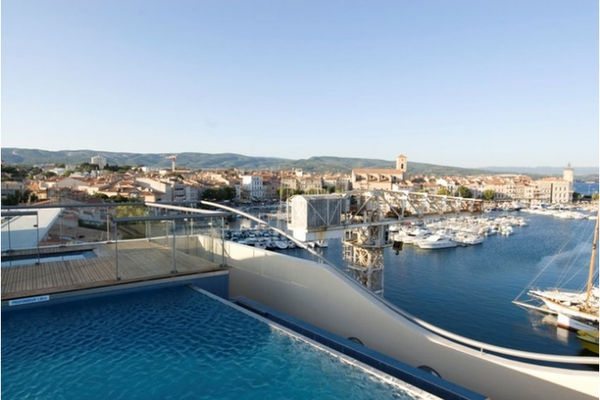 Free Gold Status Earns MQ Best Western Bonus Points for Stays at Best Western Hotels Like the Best Western Premier Vieux Port in France