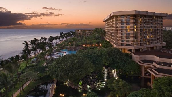 Plan Your Trip To Hawaii With These Credit Card Offers