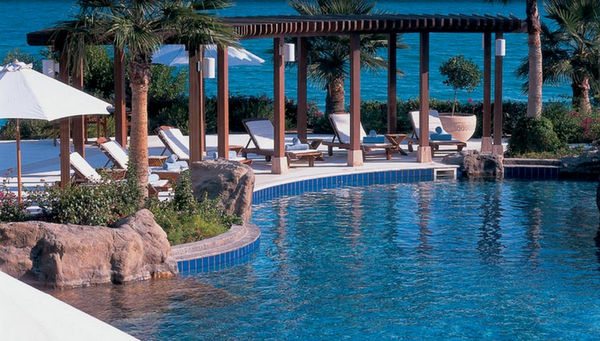 4 Beautiful Ritz Carlton Hotels In The Middle East