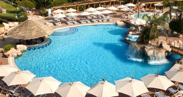5 Hotels Where The 5th Night Free Perk With The AMEX Hilton Cards Is A Great Deal