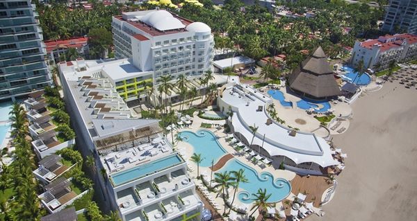 5 Outstanding Hotels In The Caribbean Mexico You Can Book With The 100,000 AMEX Hilton Surpass Bonus
