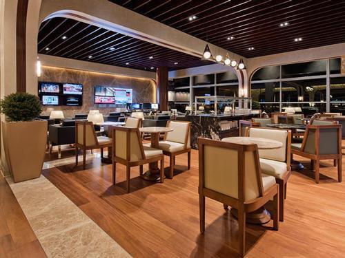 Get The Most Benefits Top Money Saving Perks Of The United Club Card