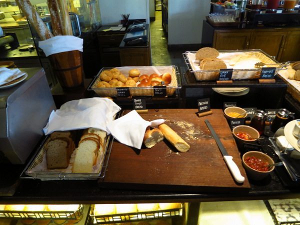 Park Hyatt Goa Eating