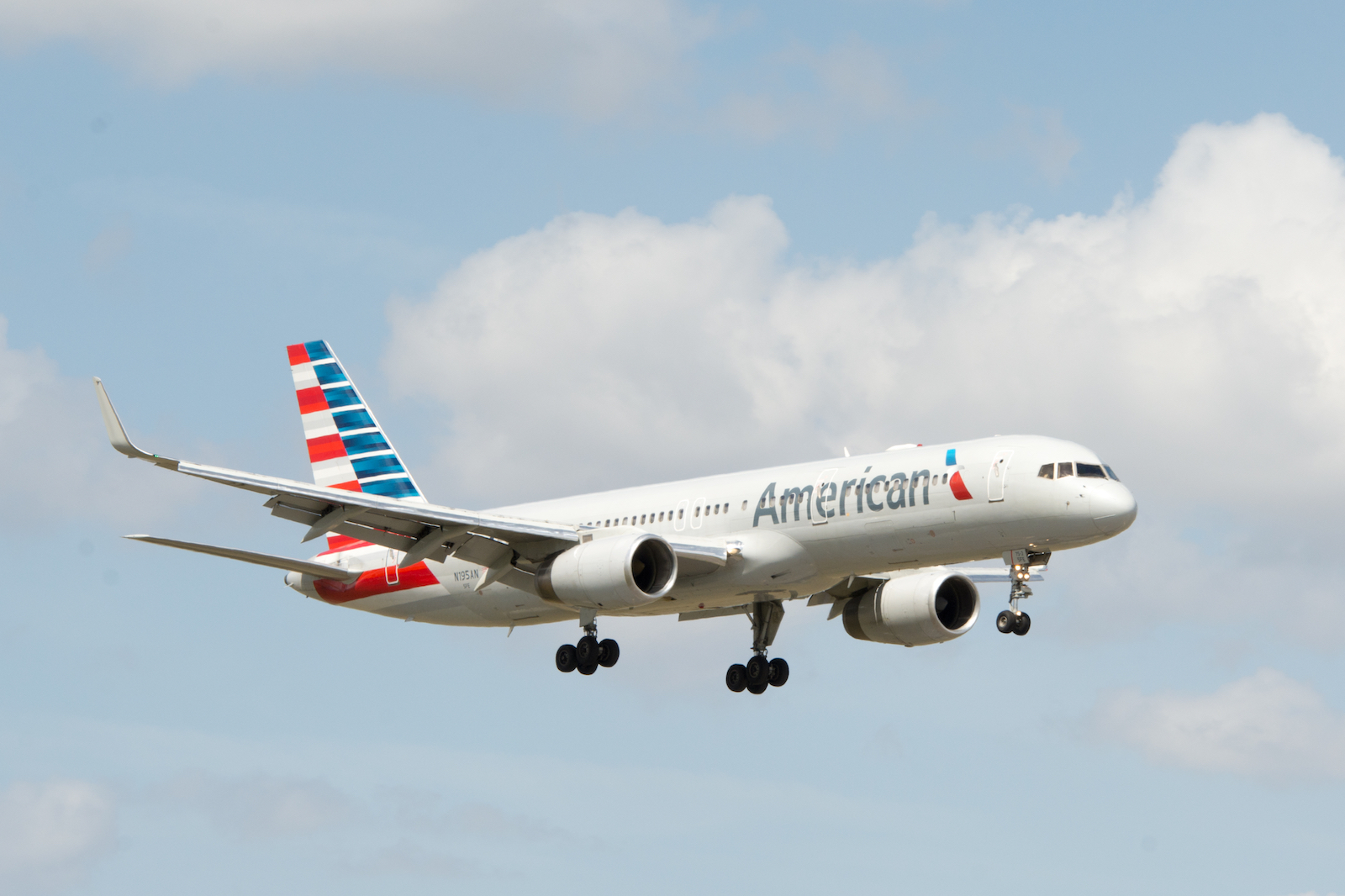 Best American Airlines credit cards - featured image