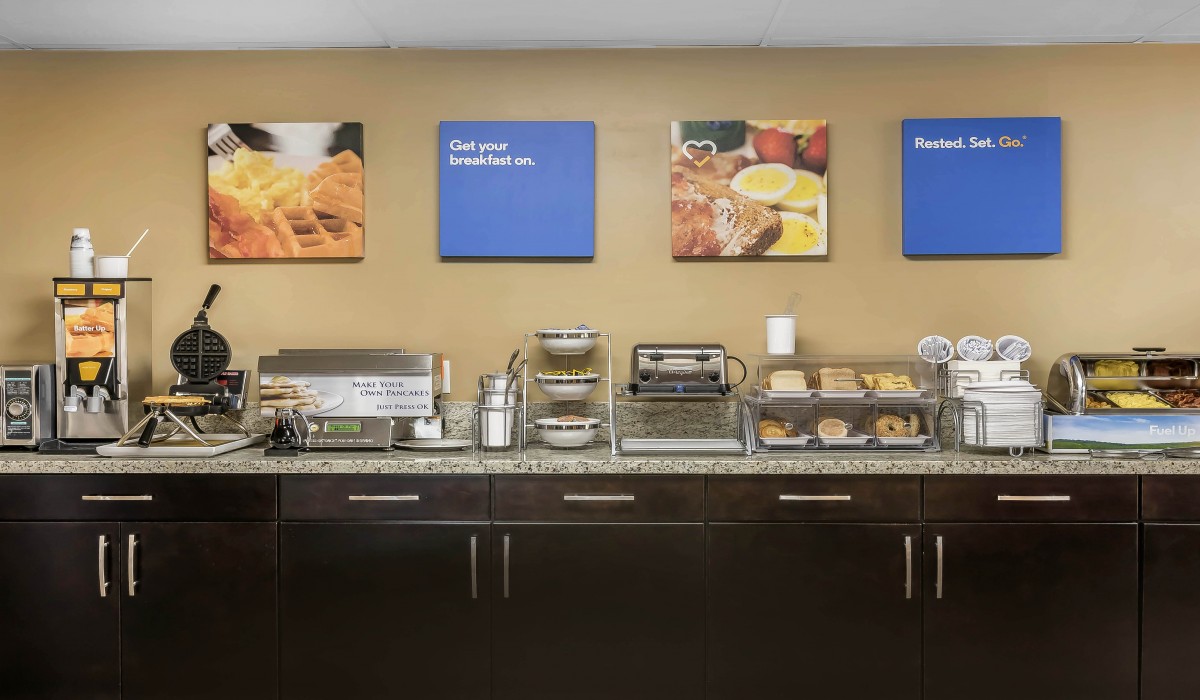 This Breakfast From The Comfort Inn in Sunnyvale, CA Offers a Good Assortment of Options To Start Your Day.