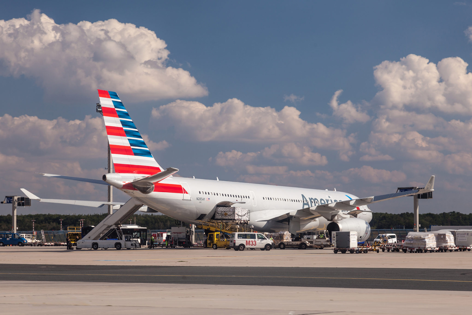 american-airlines-improves-eqm-earning-rates-on-partner-airlines