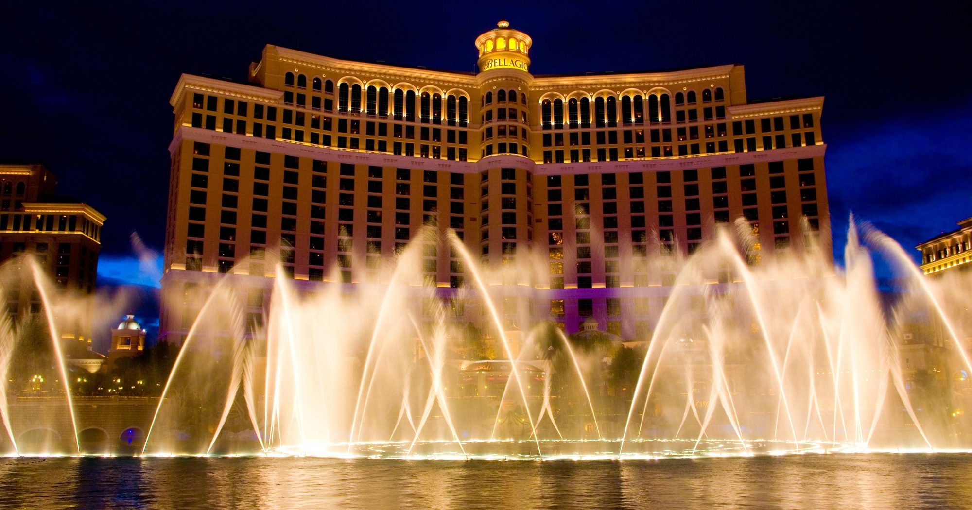 Enjoy a Trip to Vegas in the Beautiful Bellagio Resort Using Hyatt Points. You Can Even Pay With Points + Cash Option Now.